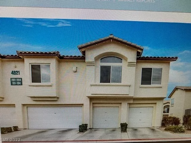 MLS: 2382786 Condo For Sale