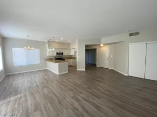 Photo #2: 2382786 Listing