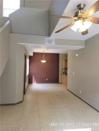 Photo #3: 2382798 Listing 