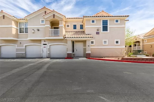 MLS: 2382803 Condo For Sale