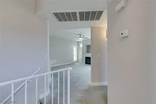 Photo #6: 2382803 Listing 