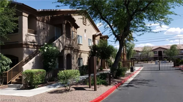 MLS: 2382804 Condo For Sale