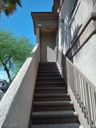 Photo #3: 2382804 Listing 