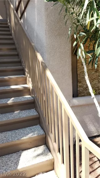 Photo #4: 2382804 Listing 