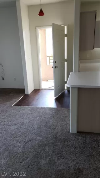 Photo #6: 2382804 Listing 