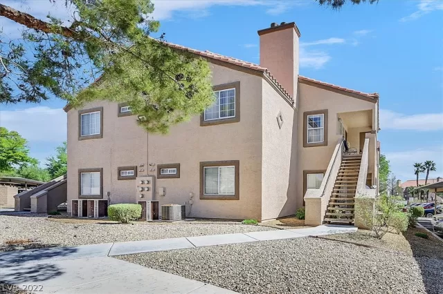 MLS: 2382834 Condo For Sale