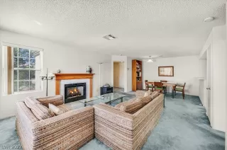 Photo #3: 2382834 Listing 