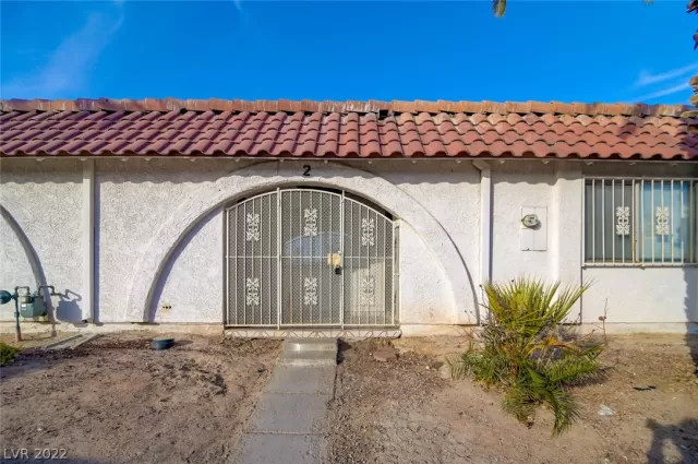 MLS: 2382850 Condo For Sale
