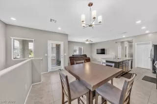 Photo #2: 2382862 Listing
