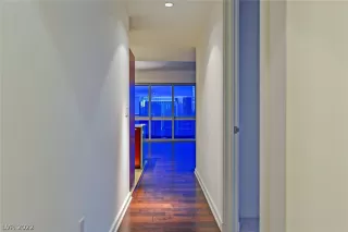 Photo #5: 2382866 Listing 