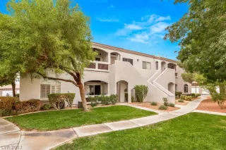 Photo #2: 2382894 Listing 