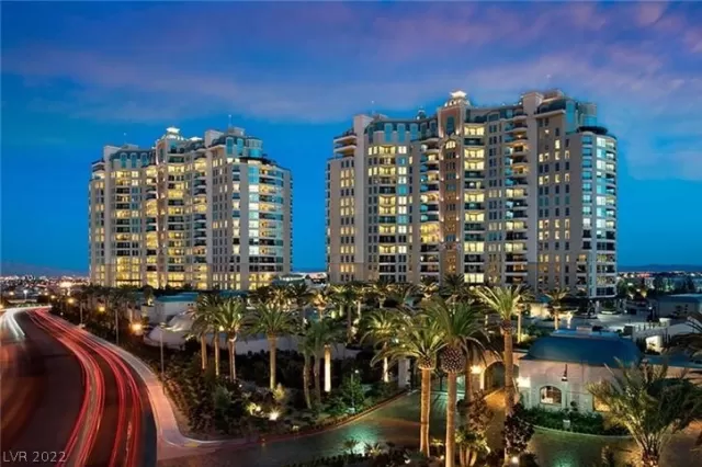 MLS: 2382953 Condo For Sale