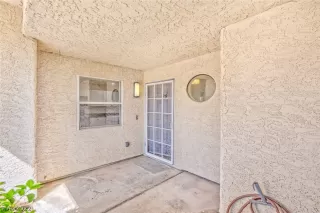 Photo #1: 2382965 Listing 