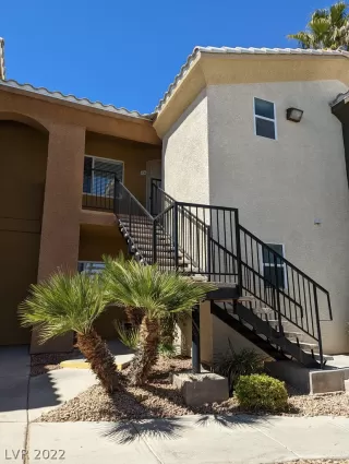 Photo #1: 2382970 Listing 