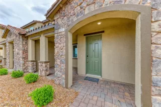 Photo #3: 2382988 Listing 