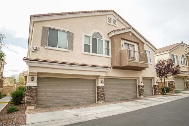 MLS: 2382992 Condo For Sale