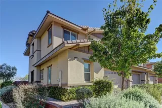 Photo #1: 2382994 Listing 