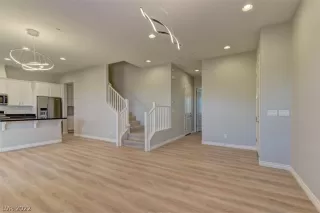 Photo #6: 2382994 Listing 