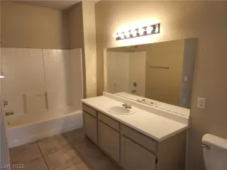 Photo #5: 2383000 Listing