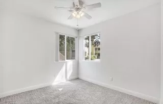 Photo #3: 2383068 Listing 