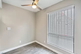 Photo #5: 2383074 Listing