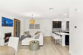 Photo #6: 2383076 Listing