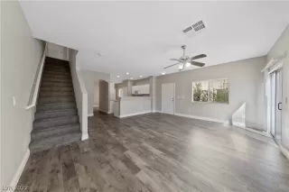 Photo #5: 2383090 Listing