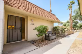 Photo #2: 2383135 Listing