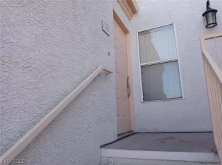 Photo #2: 2383143 Listing 