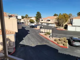 Photo #3: 2383143 Listing 