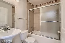 Photo #4: 2383173 Listing