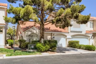 Photo #1: 2383245 Listing