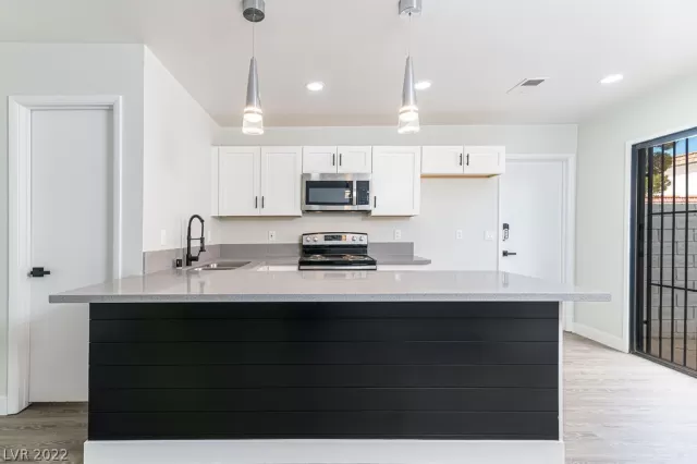 MLS: 2383247 Condo For Sale