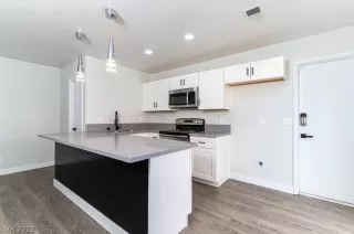 Photo #1: 2383247 Listing