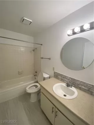 Photo #4: 2383255 Listing 