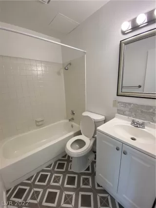 Photo #6: 2383255 Listing 