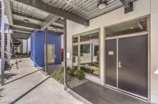 Photo #2: 2383261 Listing