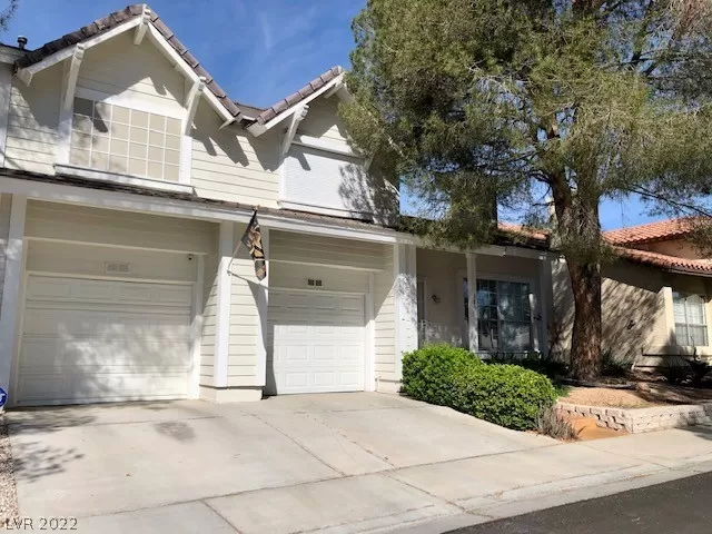 MLS: 2383285 Condo For Sale