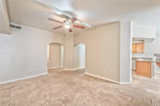 Photo #4: 2383290 Listing 