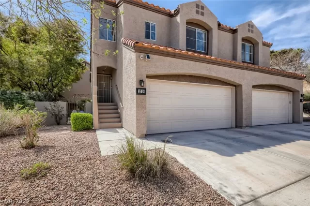 MLS: 2383303 Condo For Sale