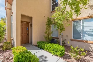 Photo #4: 2383304 Listing