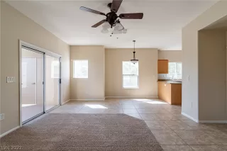 Photo #6: 2383304 Listing