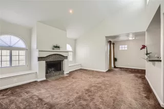 Photo #1: 2383334 Listing