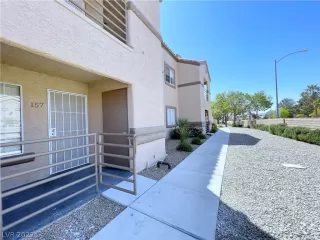 Photo #2: 2383359 Listing 