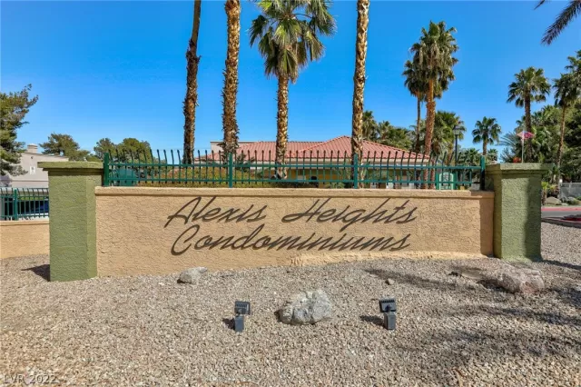 MLS: 2383371 Condo For Sale