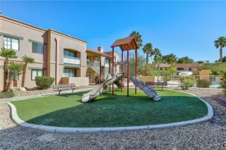 Photo #6: 2383371 Listing 