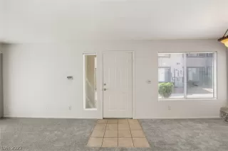 Photo #2: 2383393 Listing