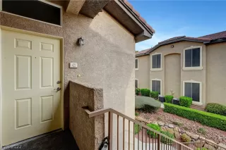 Photo #2: 2383433 Listing 