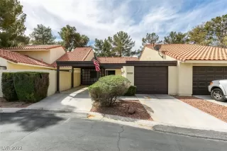 Photo #1: 2383499 Listing 