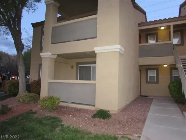 MLS: 2383502 Condo For Sale